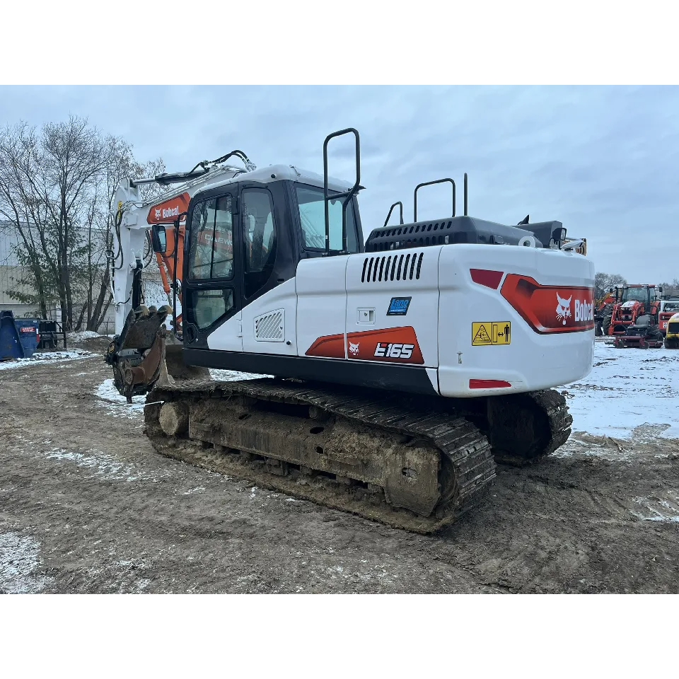 Bobcat E165